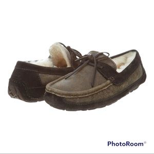UGG Byron Slipper Moccasin Slip On Brown Leather Shearling Lined Men 8